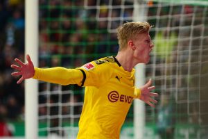 Scopri di più sull'articolo Il Borussia Dortmund programma a lungo termine con Haaland e lancia un segnale al Real Madrid