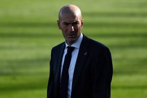 Scopri di più sull'articolo Zidane in isolamento per essere stato a contatto con un positivo al Covid-19